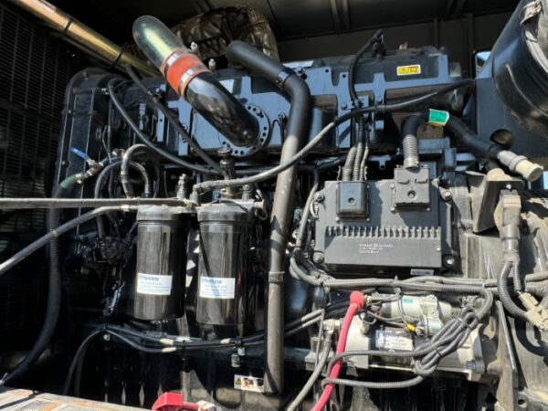 Engine side view(