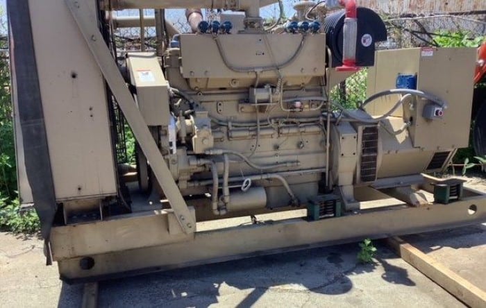 175 KW Cummins GTA 12 Gas Generator side