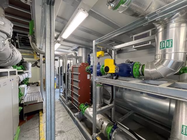 2000 KW Jenbacher Natural Gas Generator